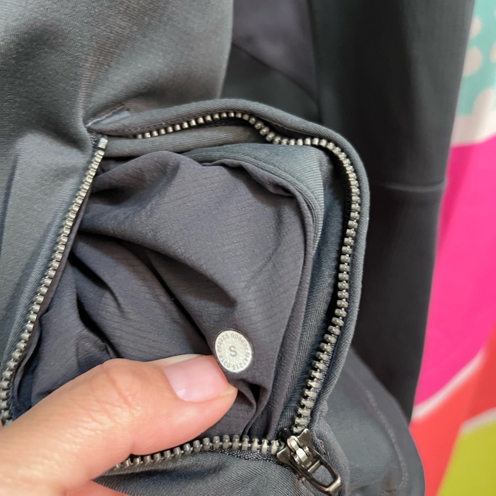 Lululemon Men Soft Shell Jacket - image 4